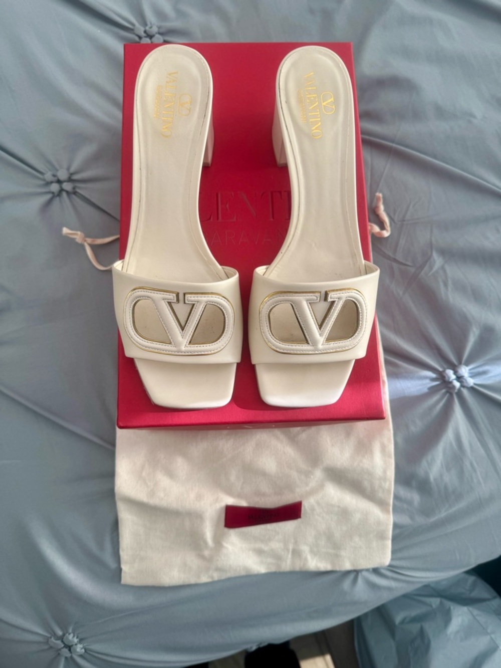 Valentino Garavani Off-White VLogo Square-Toe Slide Mules